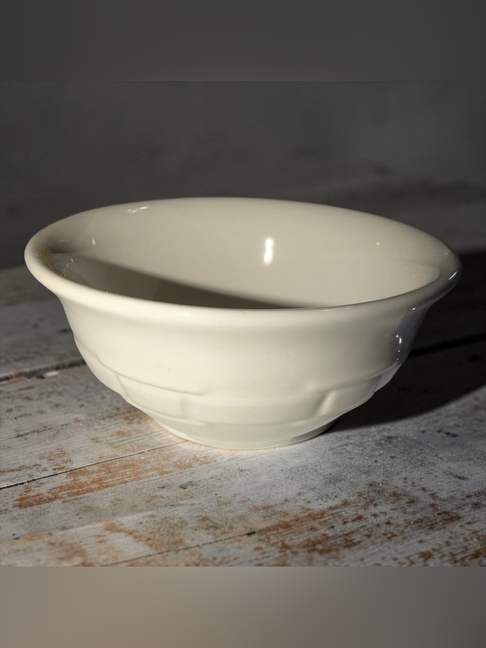 Longaberger Berry Bowl in Ivory